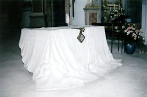 Altar (Tisch des Brotes)
