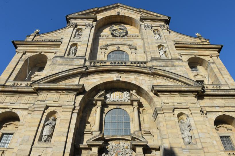 St. Martin von unten