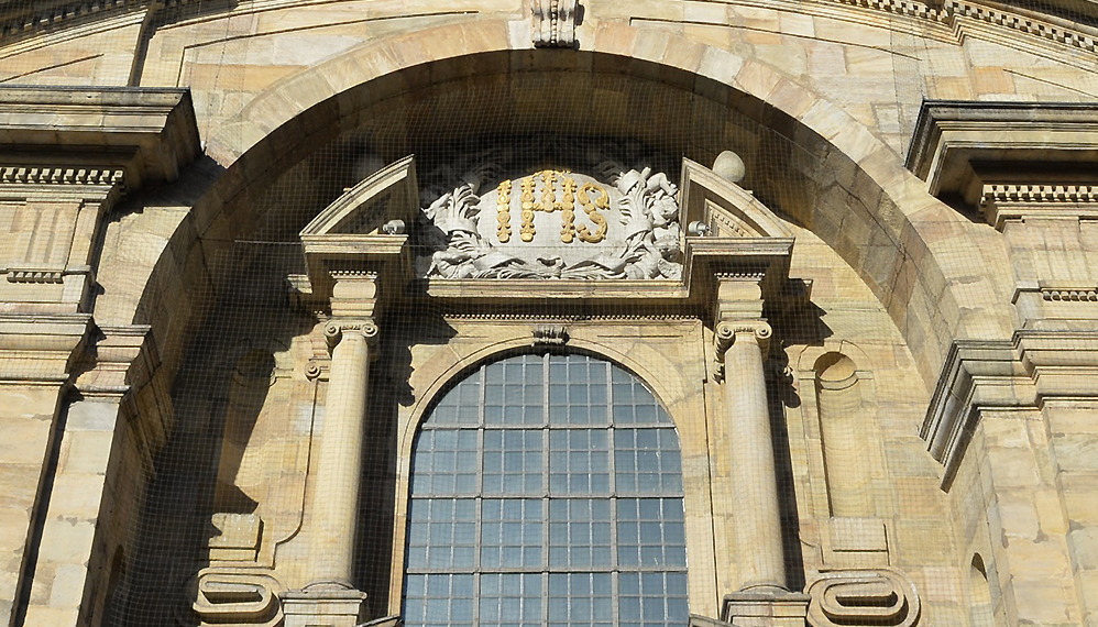 Slider - Ausschnitt aus der Frontansicht der Kirche St. Martin Bamberg